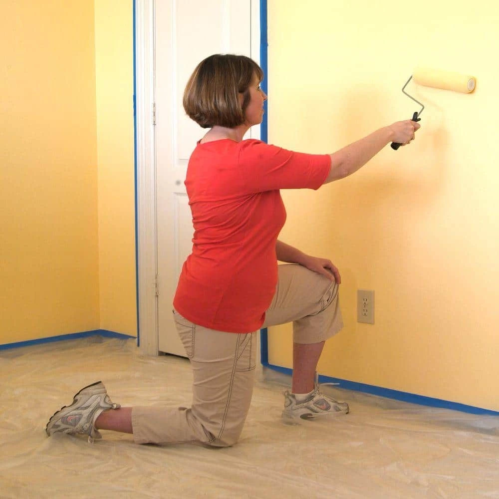 HDX 12 ft. x 400 ft. Clear 0.7 mil. Plastic Sheeting 5 HDX 12 ft. x 400 ft. Clear 0.7 mil. Plastic Sheeting - Image 5