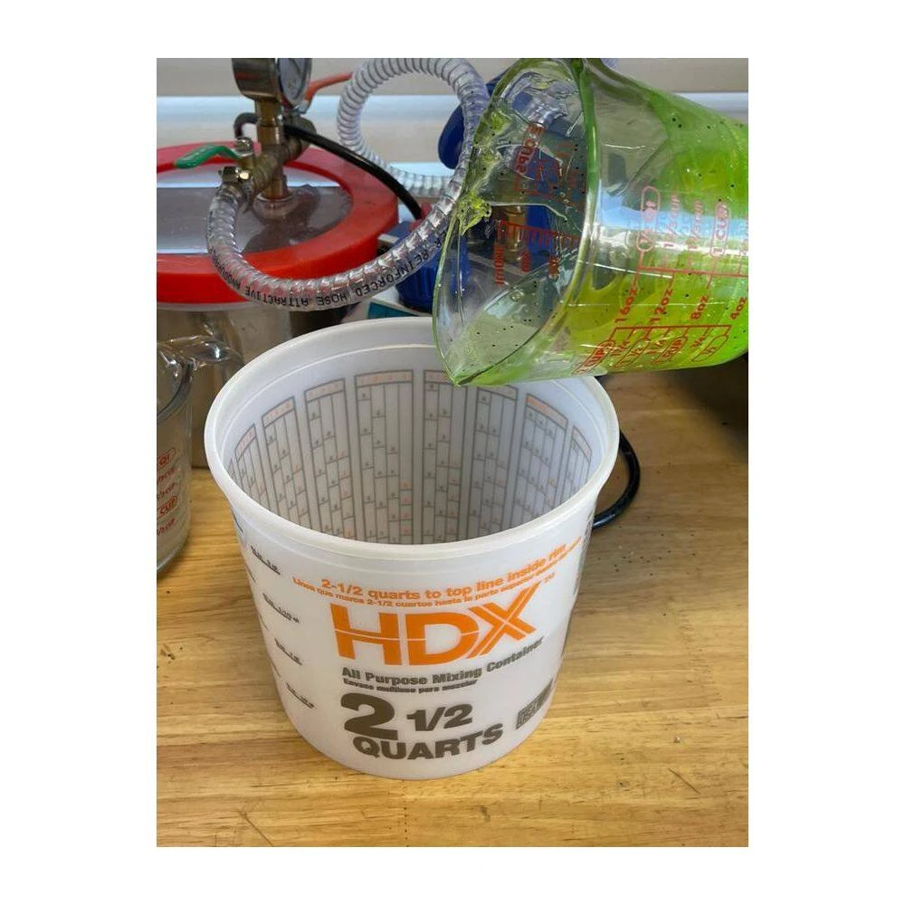 HDX Versa-Tainer 2.5 qt. Plastic Bucket 4 HDX Versa-Tainer 2.5 qt. Plastic Bucket - Image 4
